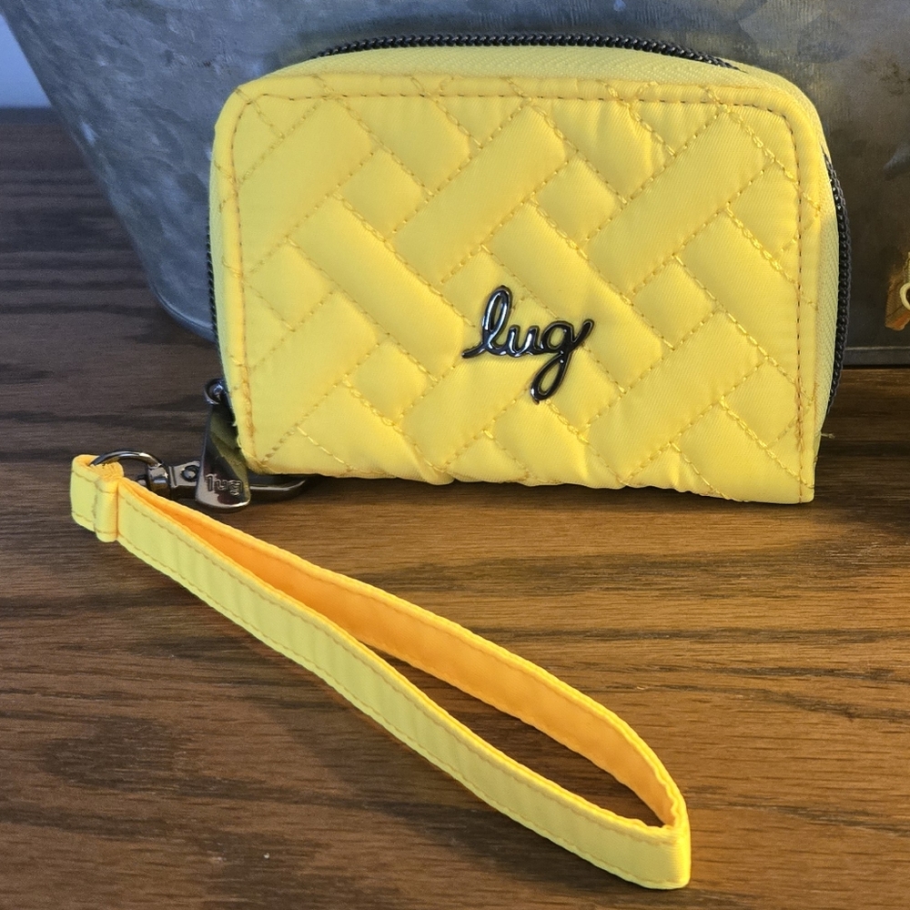 Lug Chipper Wallet